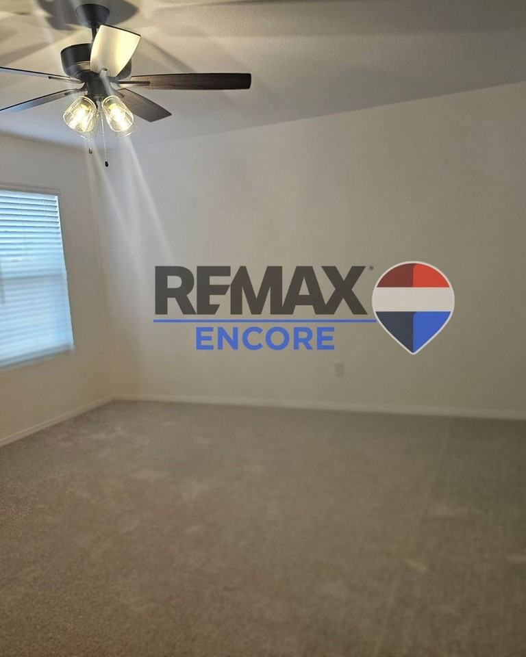 90 Maddison Rachael - Photo 5 of 13