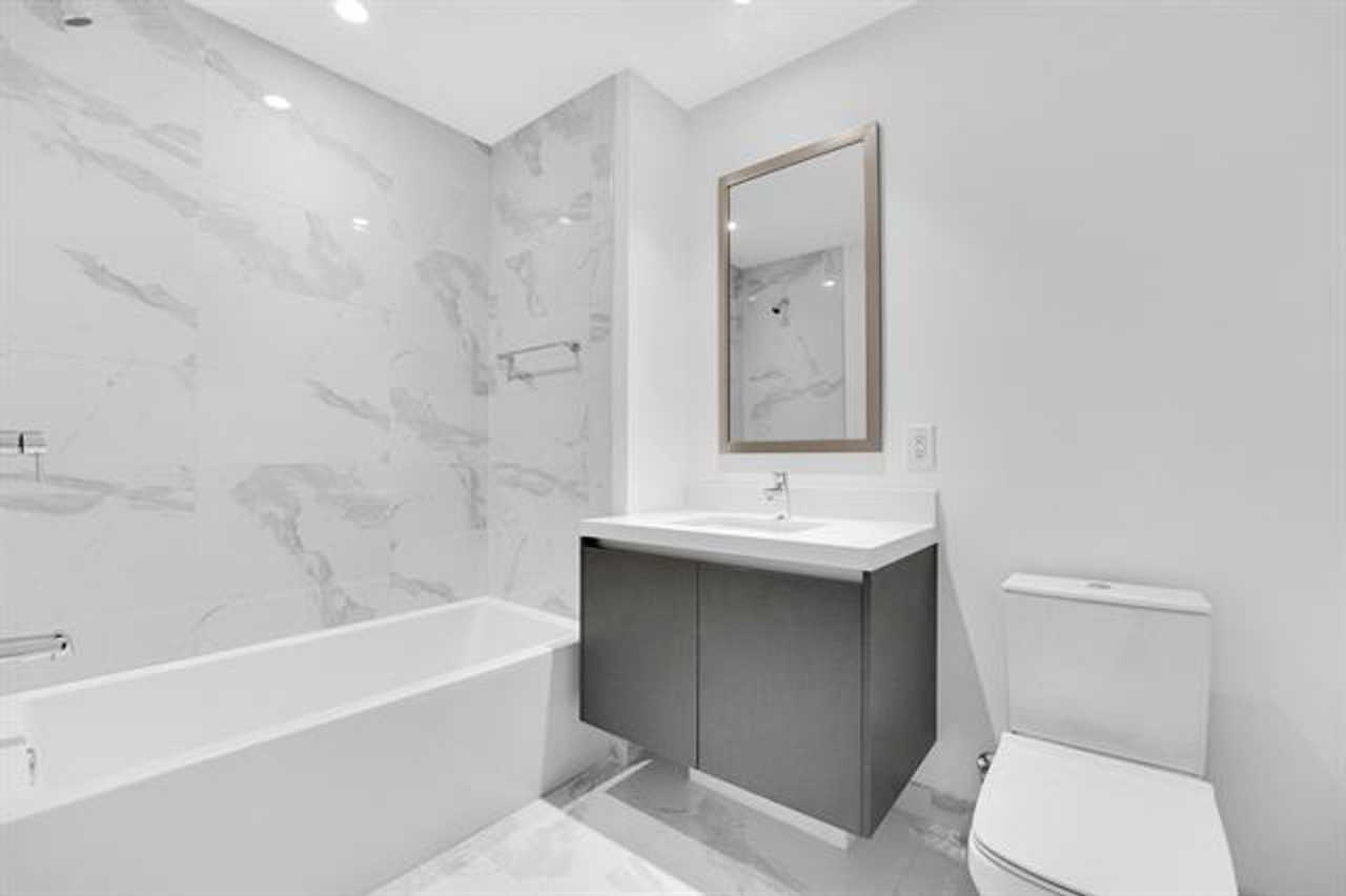 851 851 NE 1st Avenue Ave #1110 - Photo 7 of 50