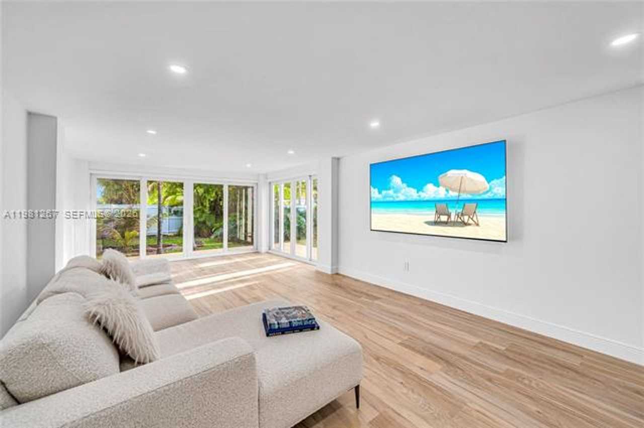 1960 Ne 182nd St #0 - Photo 7 of 26