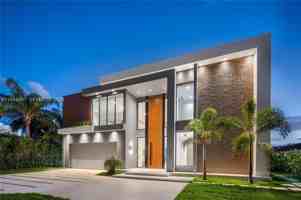 featured image of 493 Holiday Dr #0