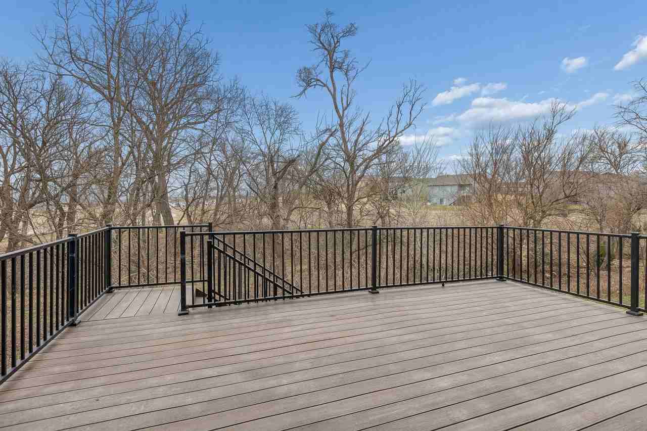 7313 N 139th St - Photo 4 of 18