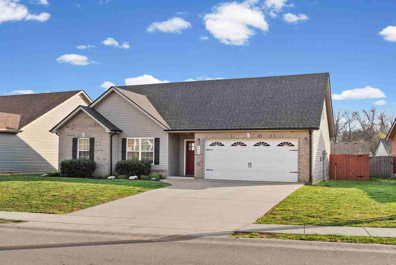 129 Ambridge St - Photo 4 of 31