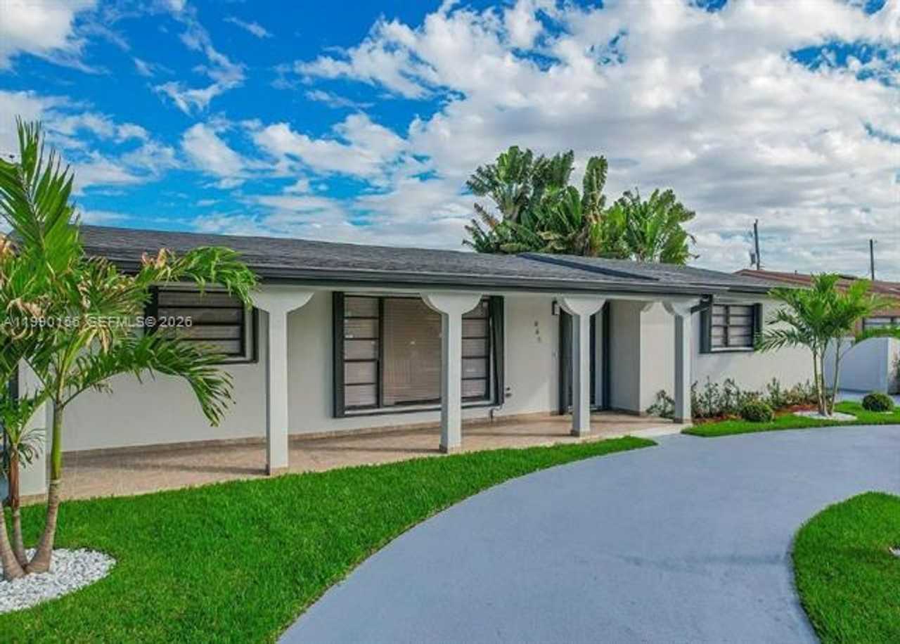 865 W 72nd Pl #865 - Photo 5 of 28