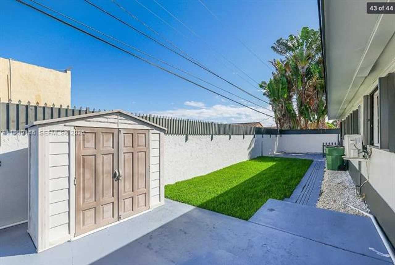 865 W 72nd Pl #865 - Photo 6 of 28