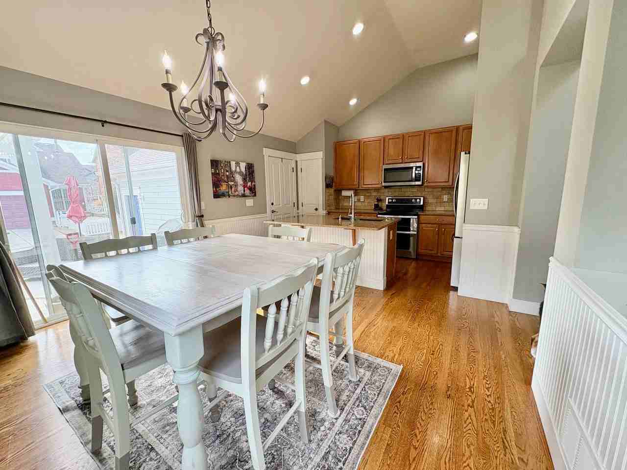 1951 Windom Pl - Photo 5 of 29