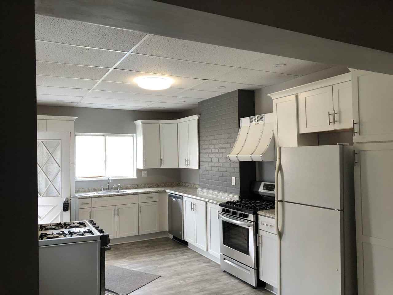 185 45th St - Photo 2 of 13