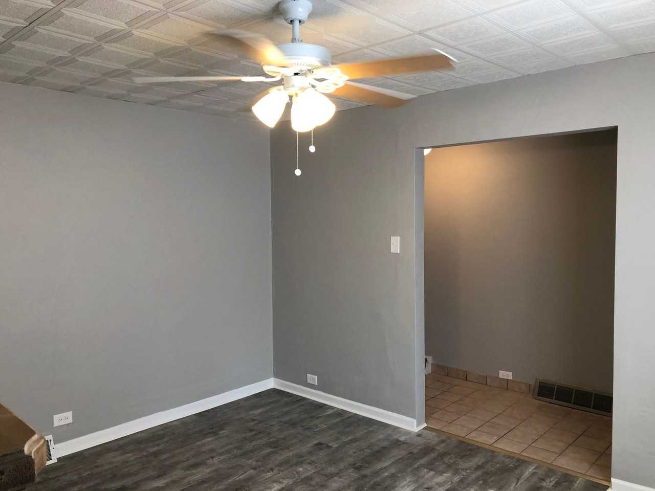 185 45th St - Photo 7 of 13