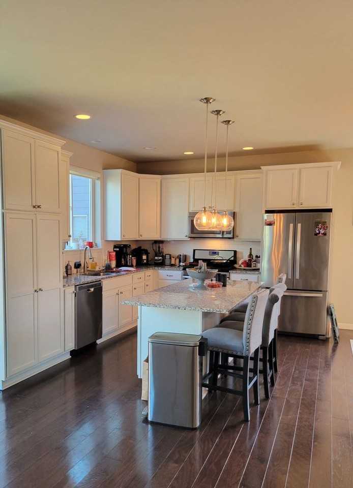 1863 Regent Ave Nw - Photo 4 of 8