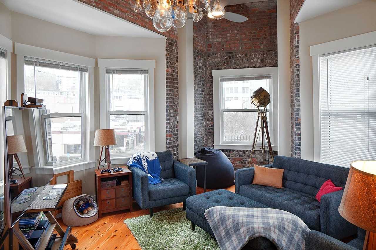 2021 Morrison / Kingston - Photo 3 of 10