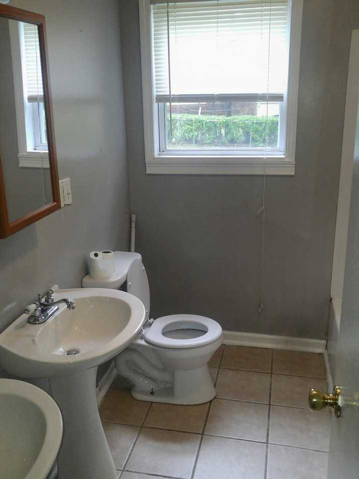 1325 Duck Rd - Photo 7 of 12