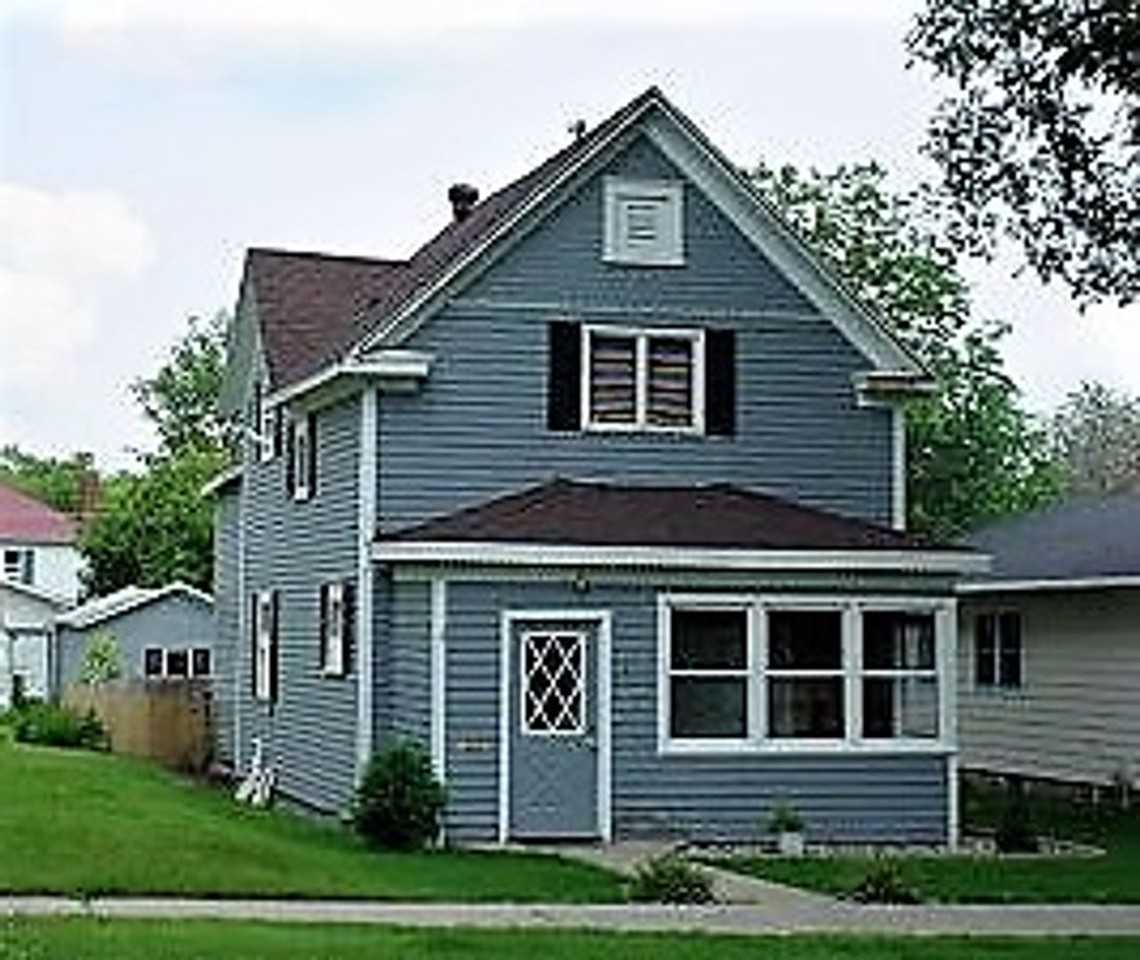 624 Central Ave N - Photo 2 of 15