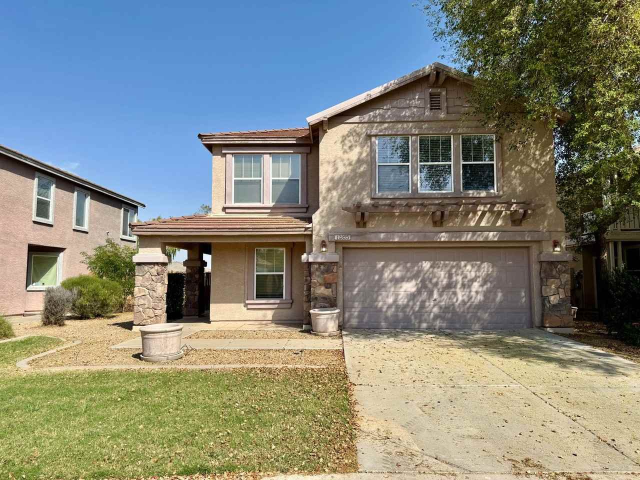 12325 N 147th Dr - Photo 2 of 43