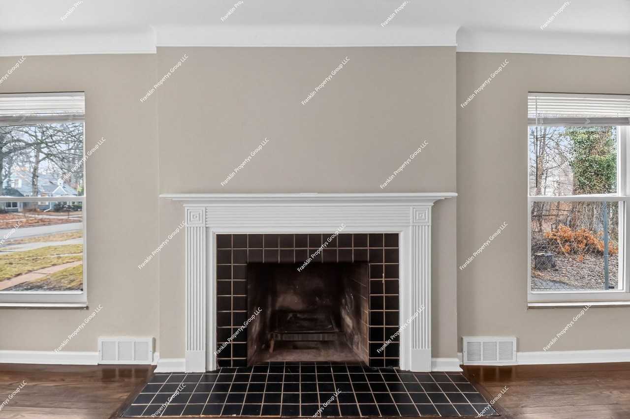 17624 Patton St - Photo 7 of 26