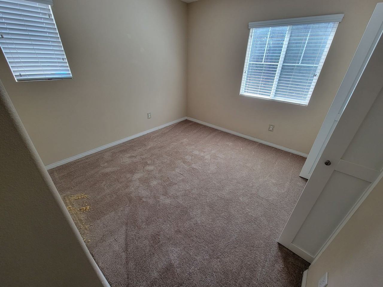 912 Pomelo Way - Photo 2 of 9