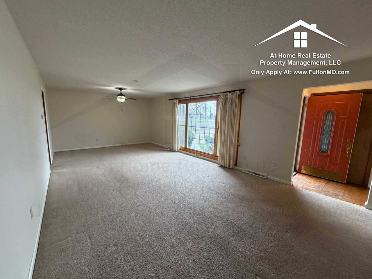 1803 N School Blvd - Photo 2 of 46