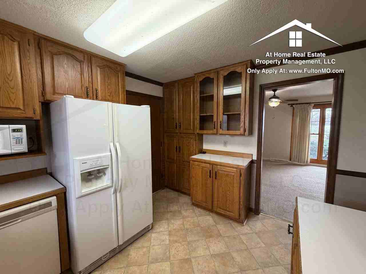 1803 N School Blvd - Photo 7 of 46