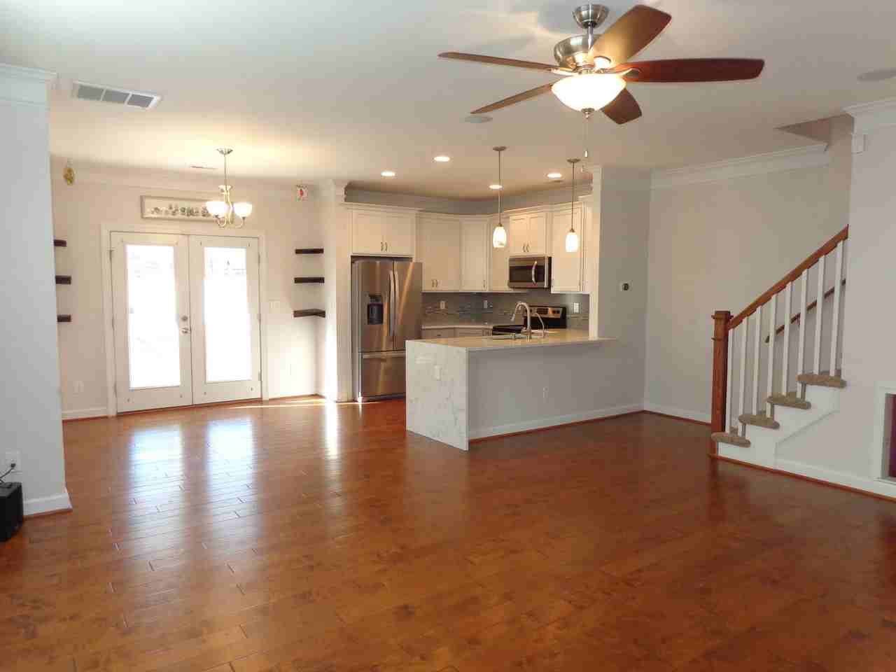 1209 Gunn Hall Dr - Photo 2 of 28