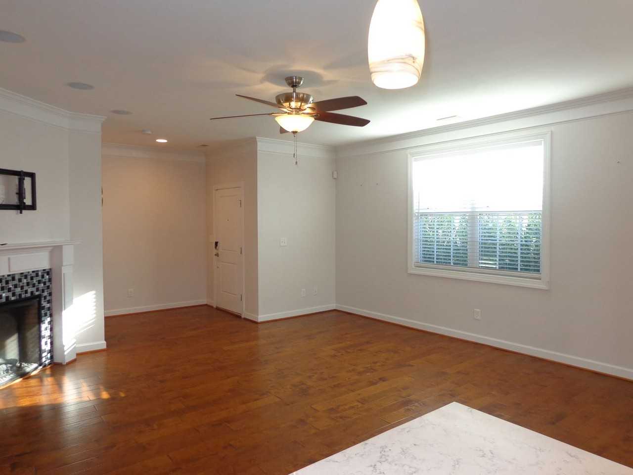 1209 Gunn Hall Dr - Photo 5 of 28