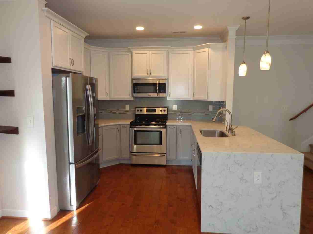 1209 Gunn Hall Dr - Photo 6 of 28