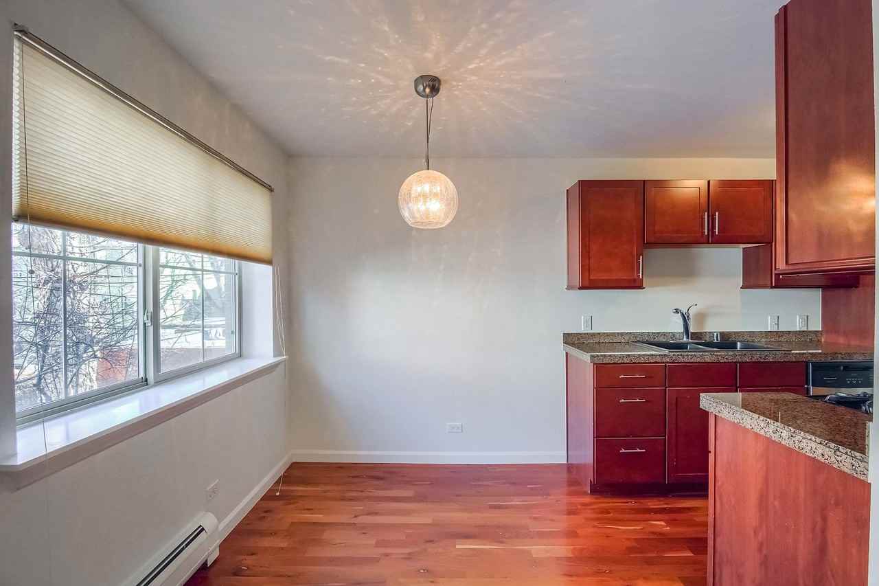 1332 N Williams St - Photo 7 of 21