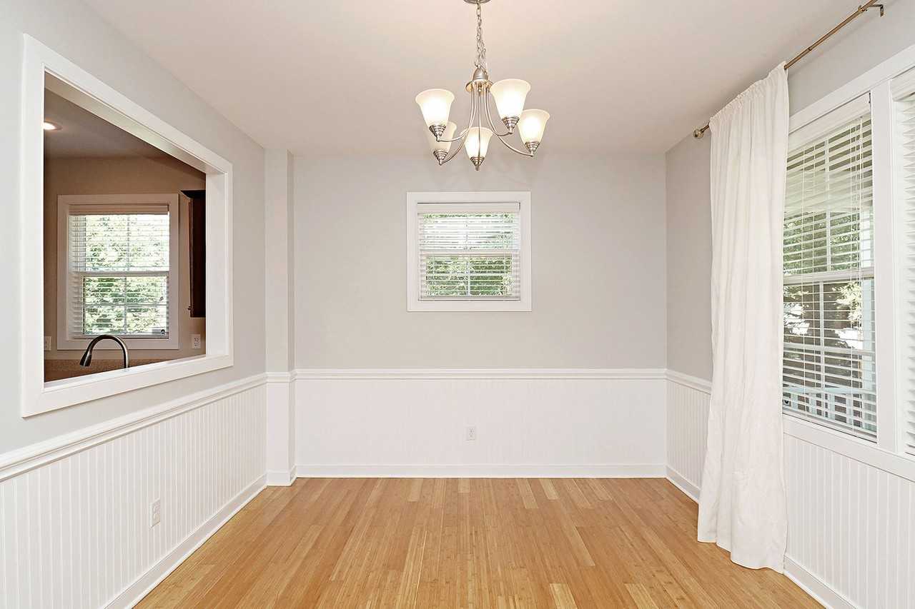 357 Westfield Rd - Photo 2 of 17