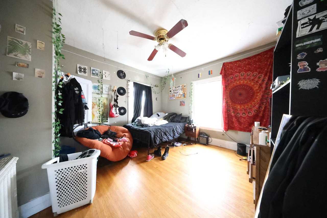 1 Foster St - Photo 3 of 13