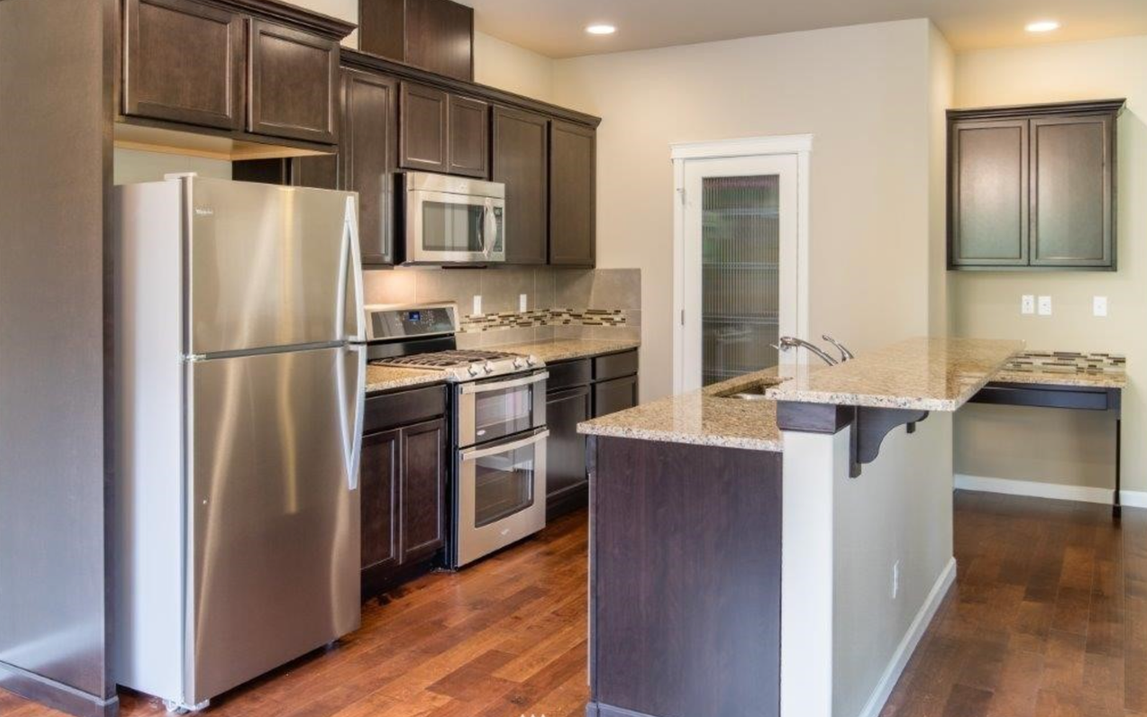 2427 Puget Sound Blvd - Photo 5 of 10