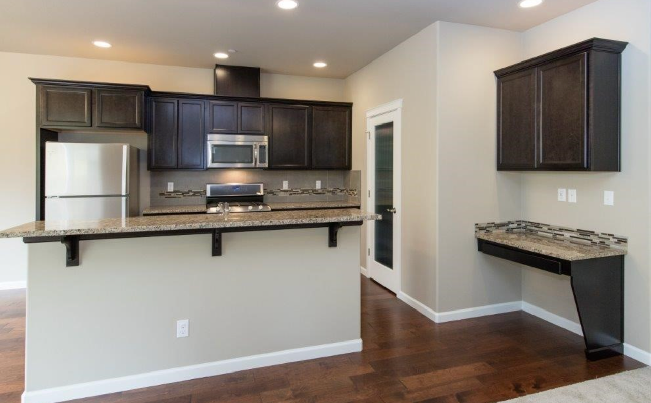 2427 Puget Sound Blvd - Photo 7 of 10