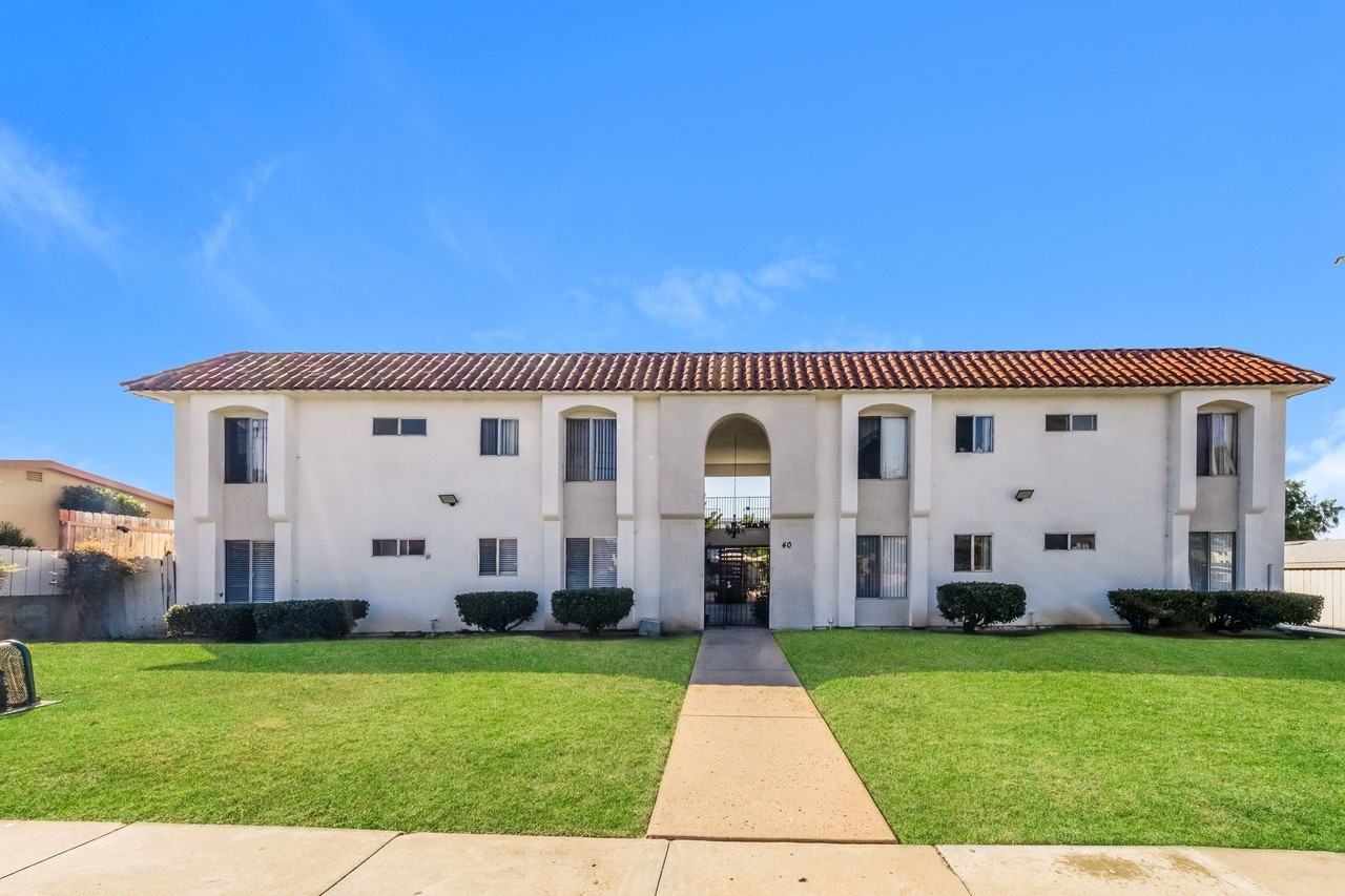 OAK40 - Photo 2 of 5