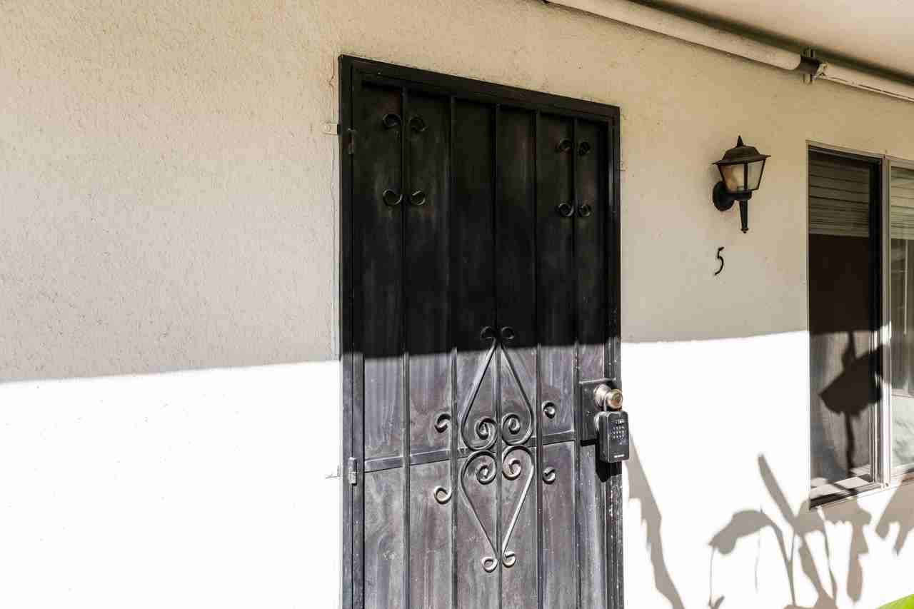 OAK40 - Photo 4 of 5