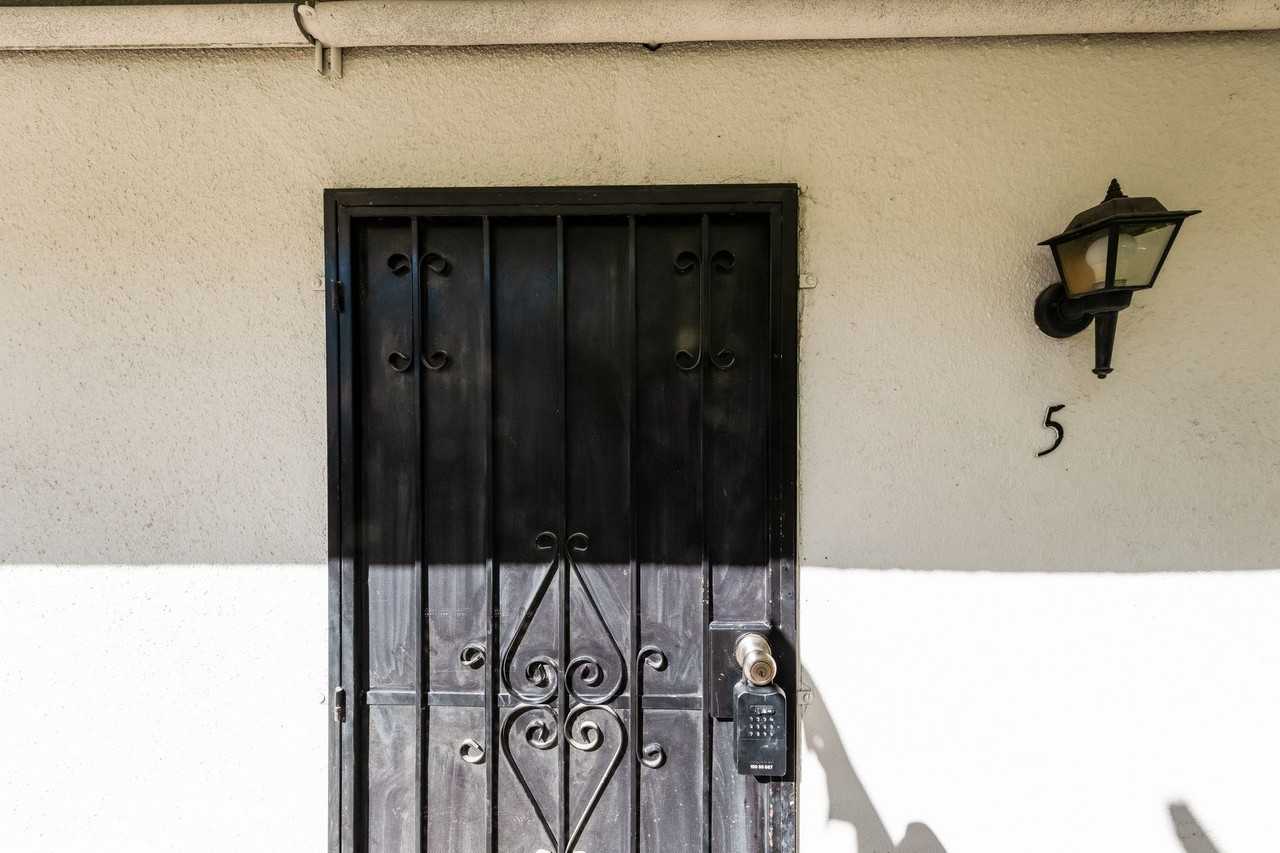 OAK40 - Photo 5 of 5