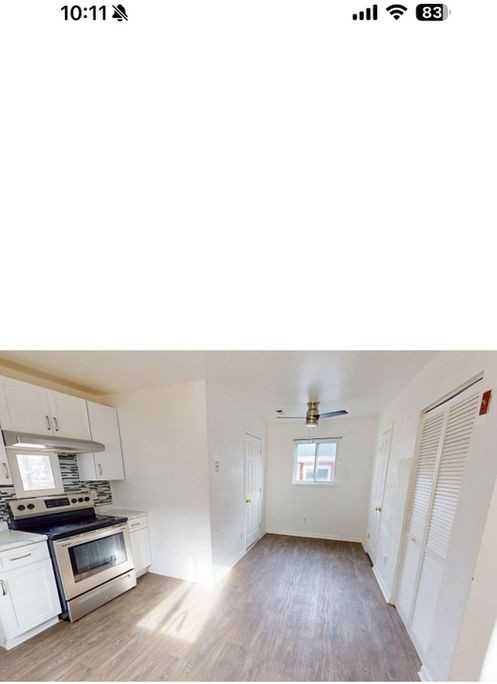 718 Langley Ave - Photo 5 of 27