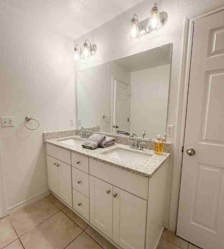 1806 Los Olivios Way - Photo 6 of 14