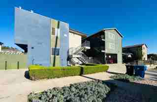 1226 N Commonwealth Apartments - Photo 1 of 1