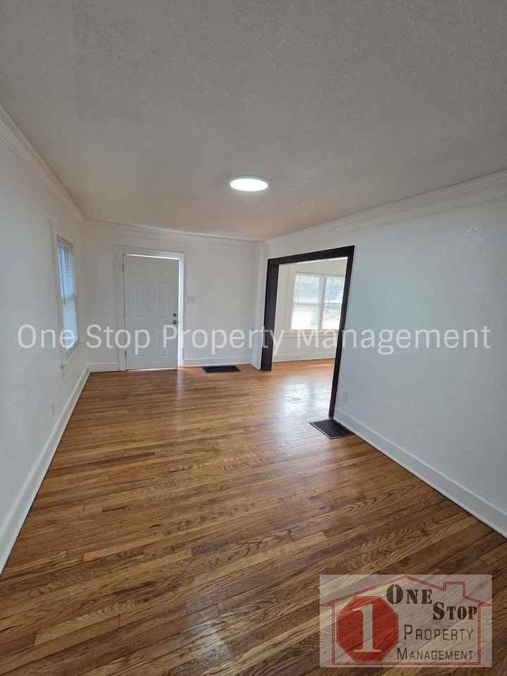 1813 E 85th St - Photo 4 of 29