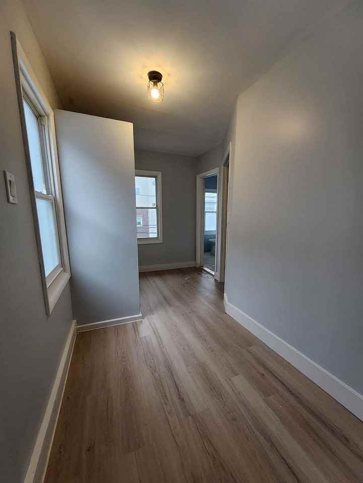 82 Wilson Pl - Photo 4 of 7