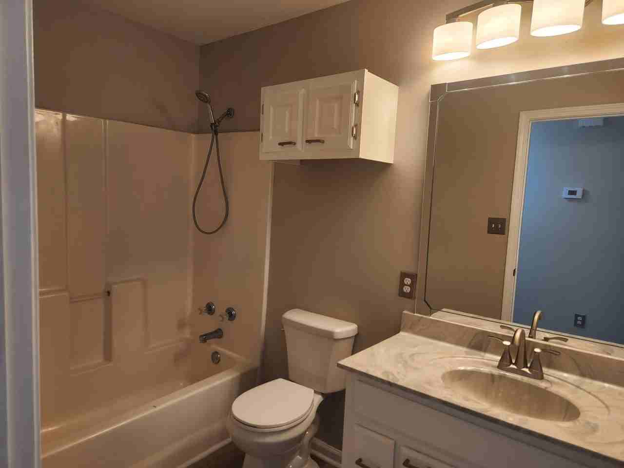 3704 Shelby Dr - Photo 5 of 10