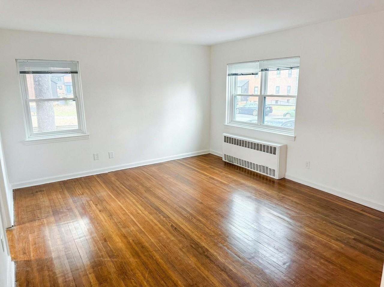 83 Fairmont Ave - Photo 2 of 10