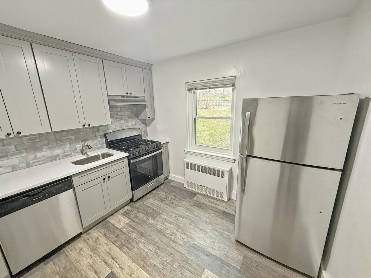 83 Fairmont Ave - Photo 5 of 10