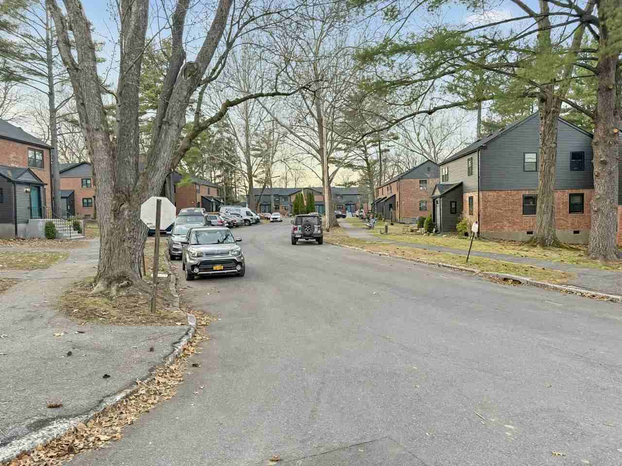 83 Fairmont Ave - Photo 7 of 10