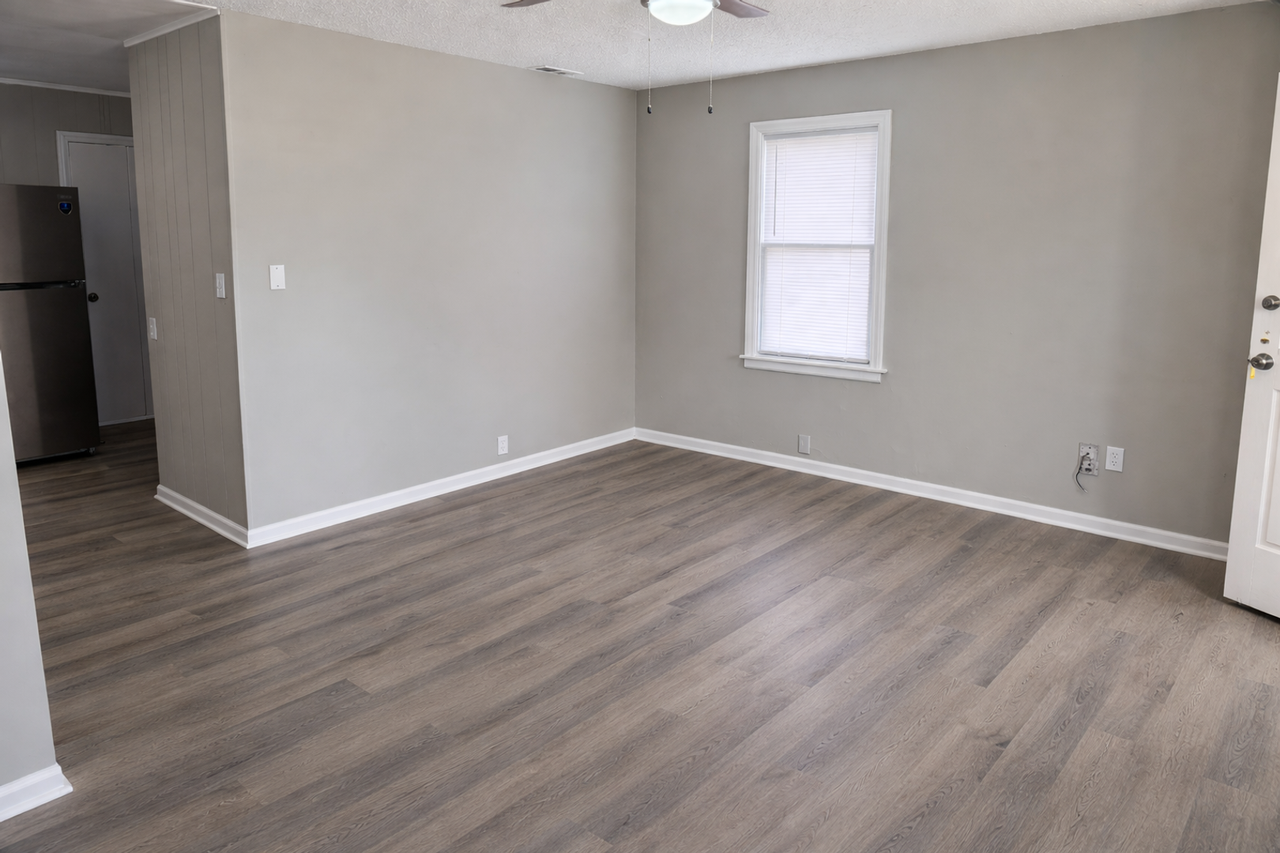 4100 Adams St - Photo 4 of 19