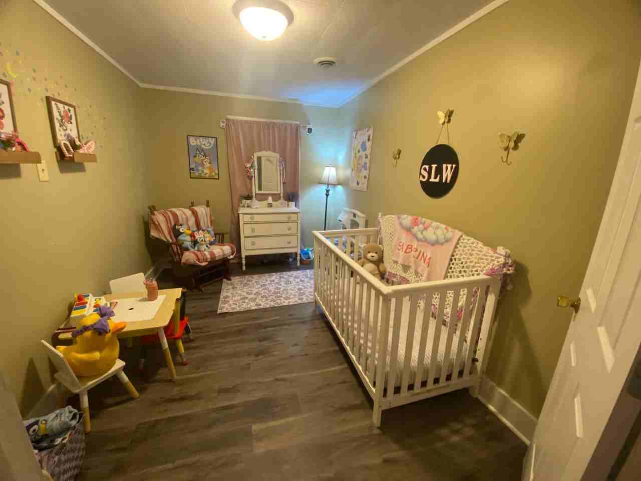 204 E Ohio St - Photo 3 of 10