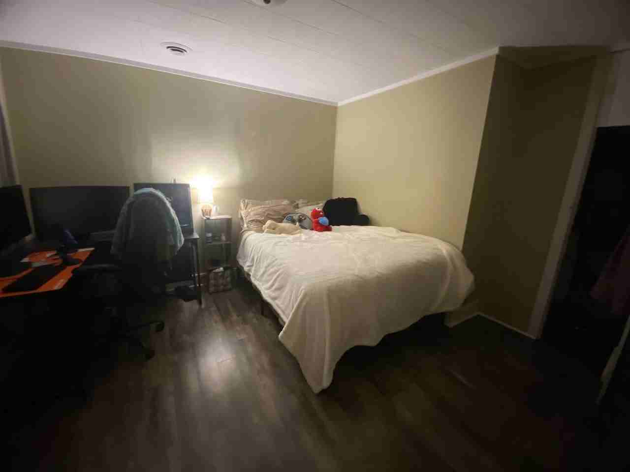 204 E Ohio St - Photo 5 of 10