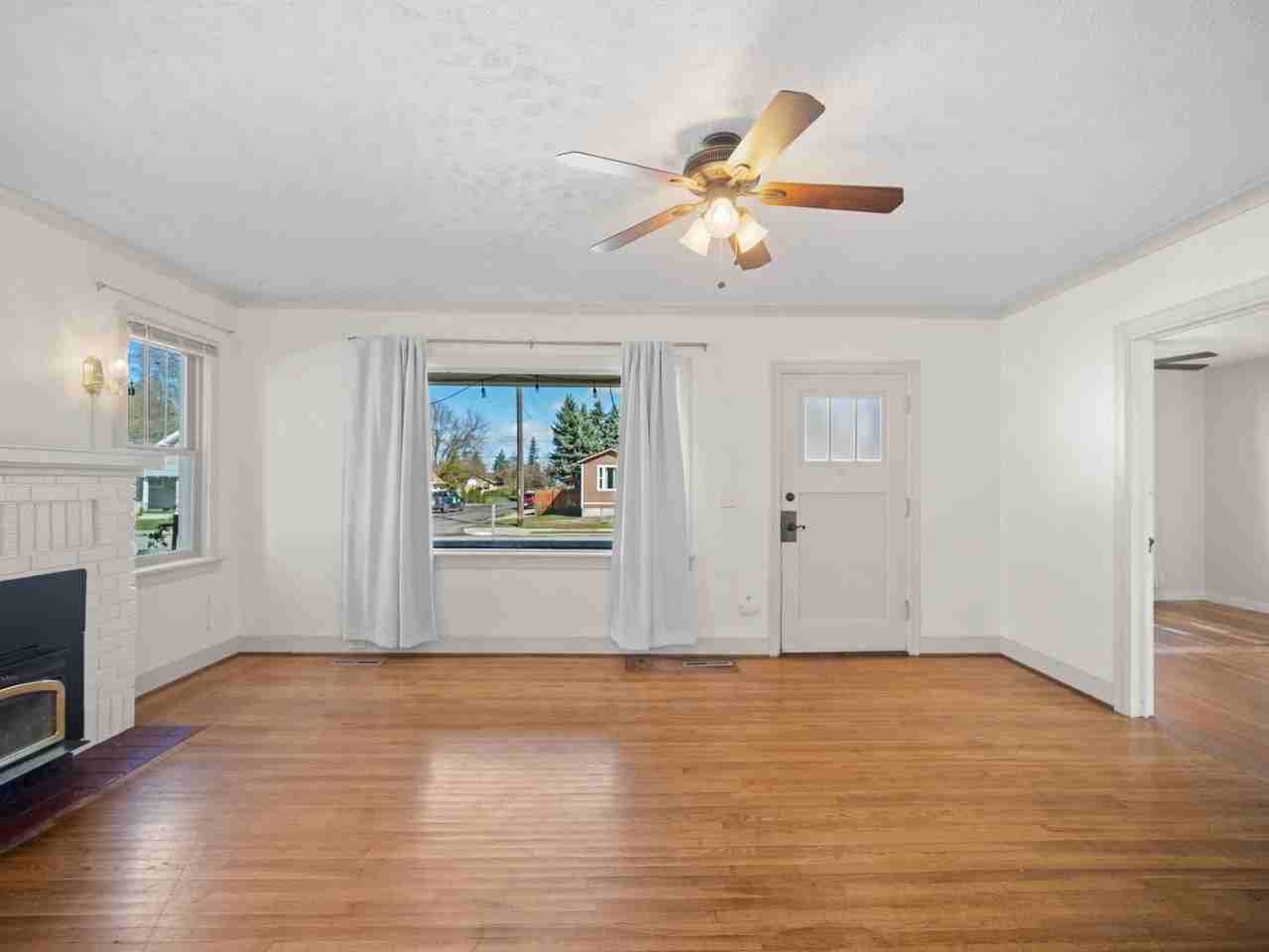 3404 E 29th Ave - Photo 4 of 50