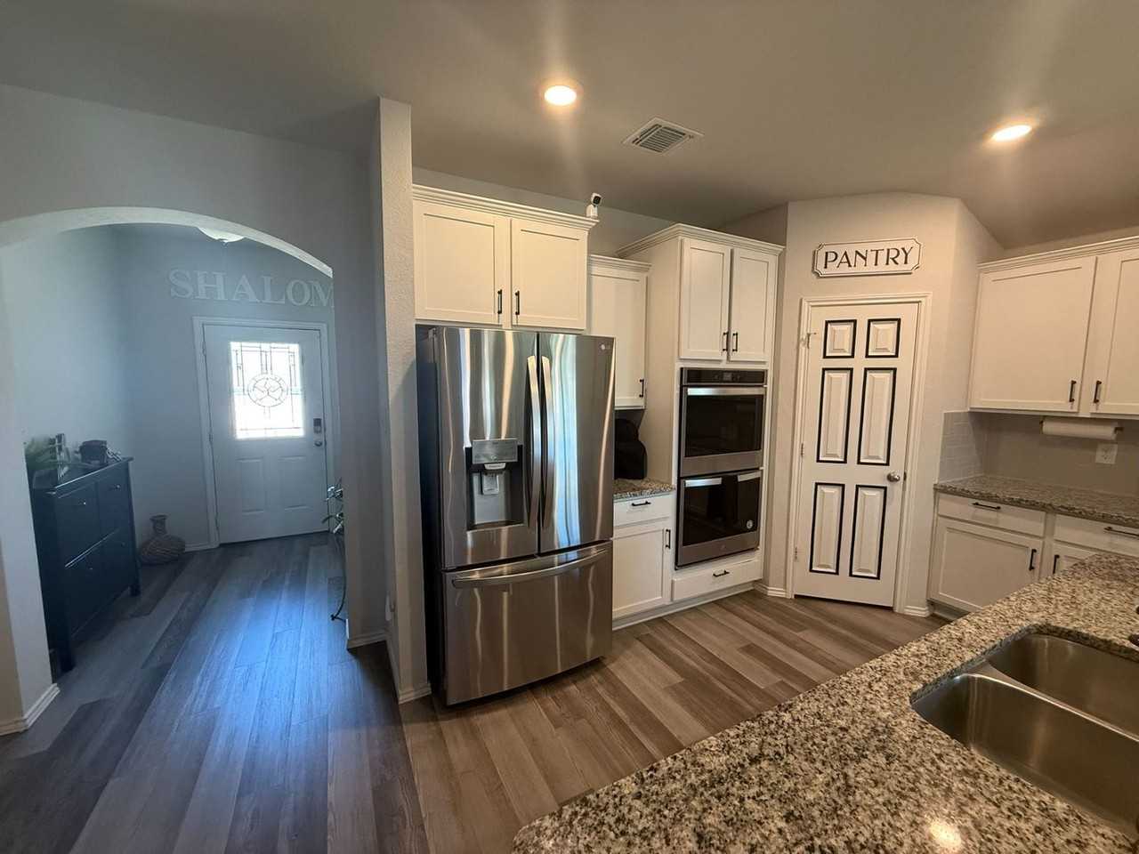 2518 Cortona St - Photo 4 of 15