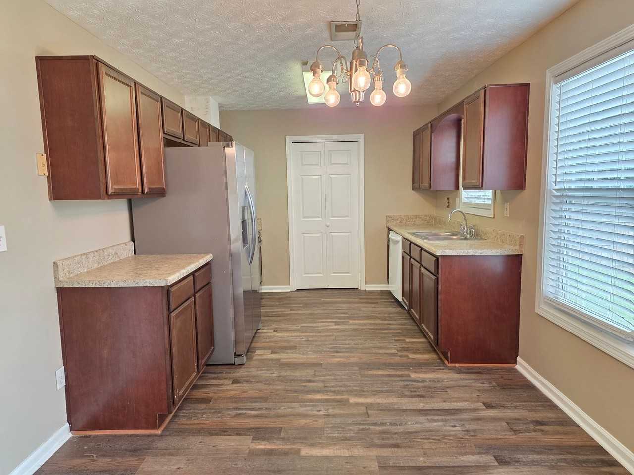 2882 Estuary Dr - Photo 4 of 12