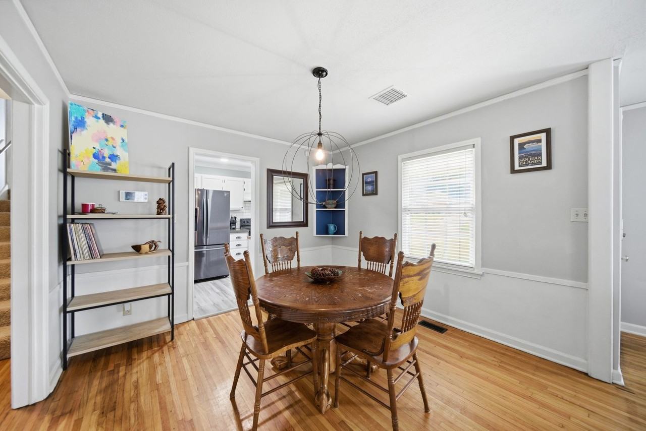 726 S Marion Ave - Photo 7 of 28