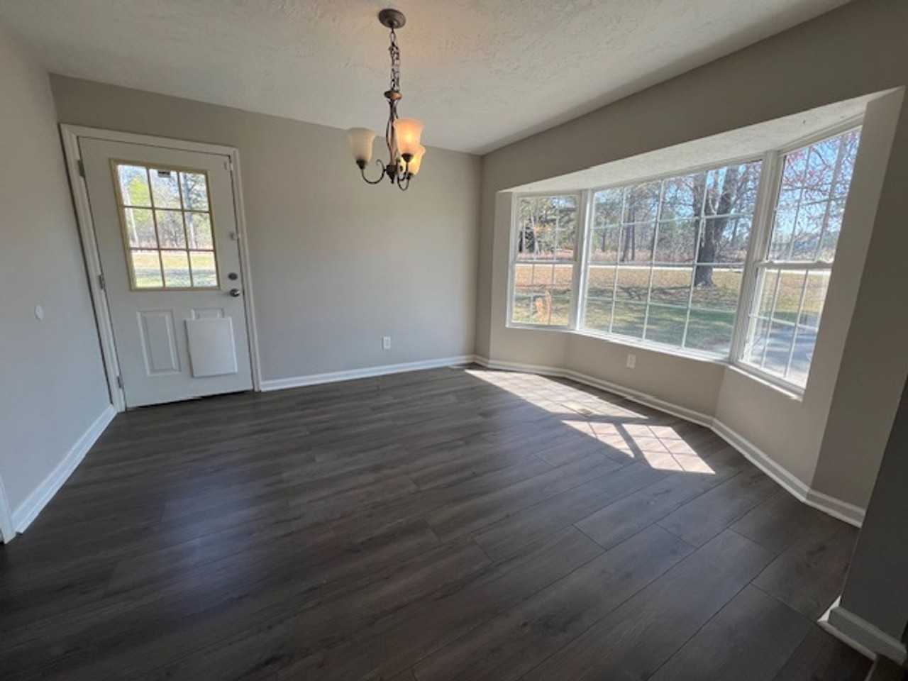 4001 Mitchner Rd - Photo 4 of 10