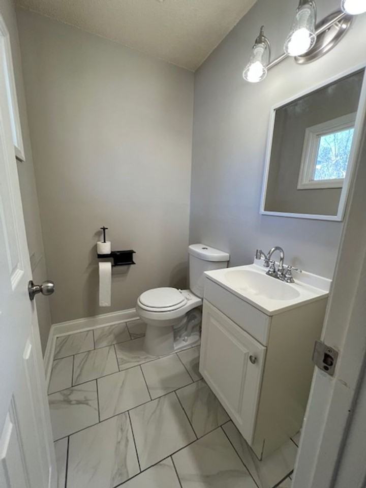 4001 Mitchner Rd - Photo 7 of 10