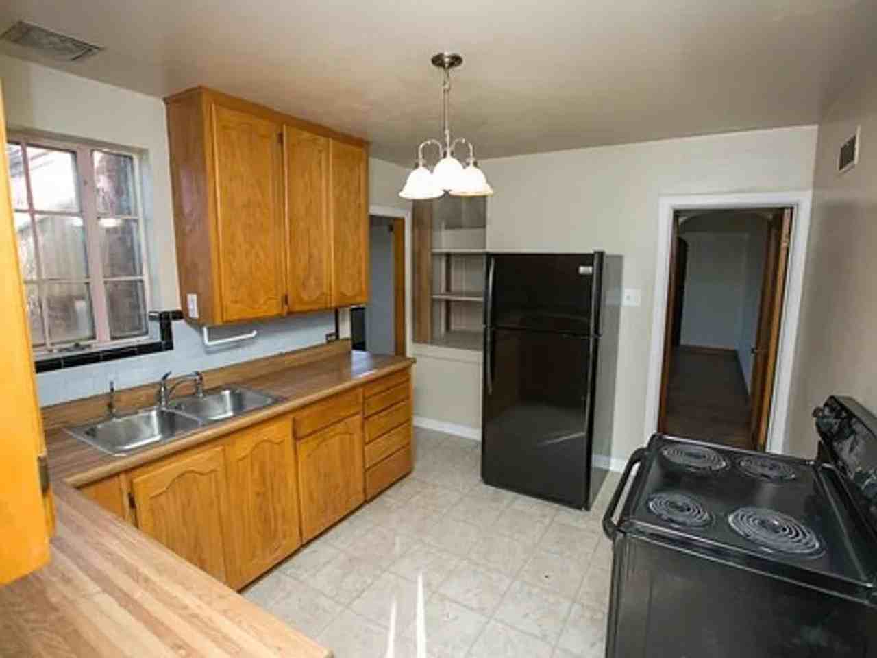 1395 Harlan St - Photo 4 of 21